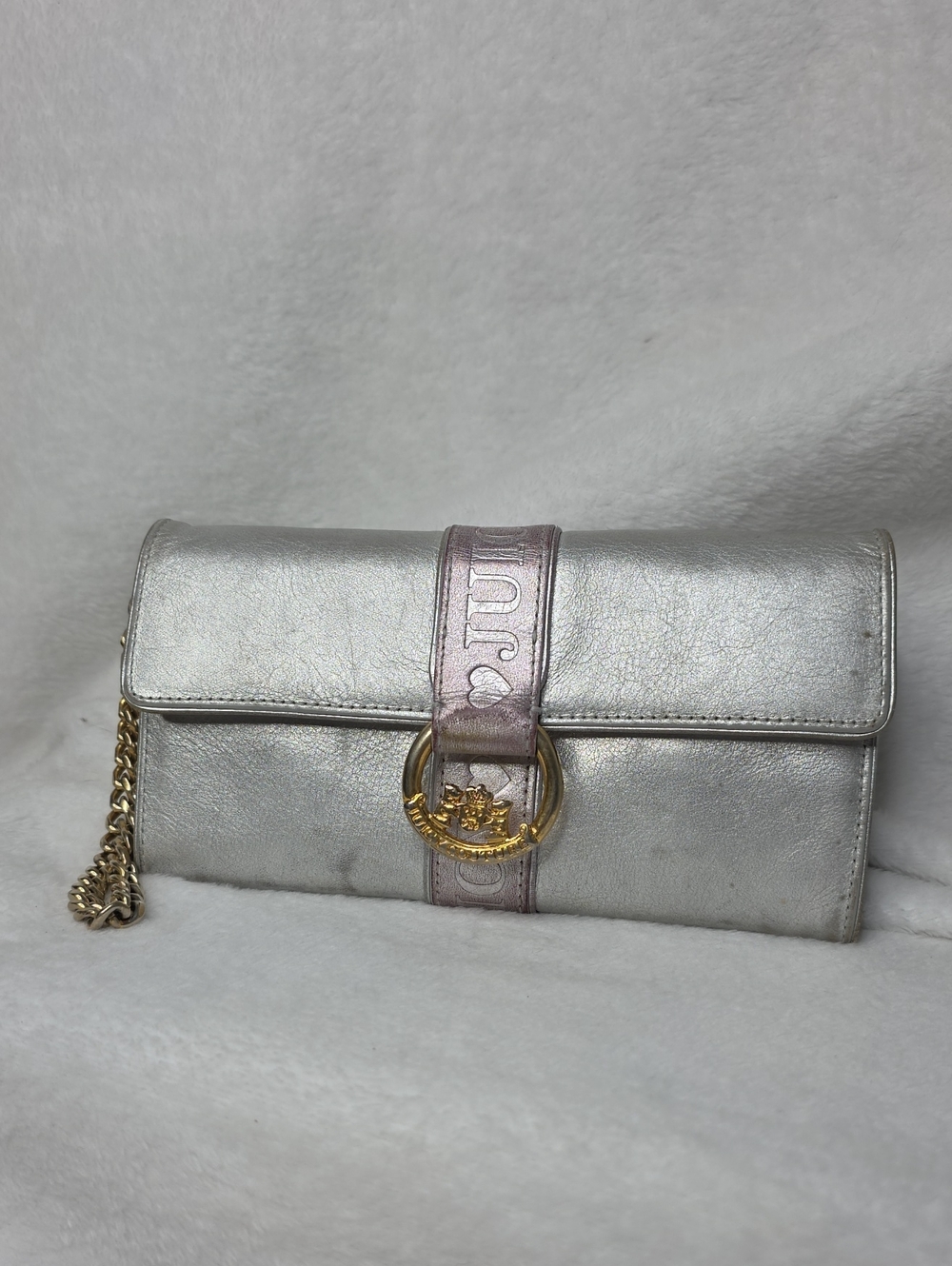 Juicy Couture Silver Clutch with Pale Pink Center Strap and Gold Ring